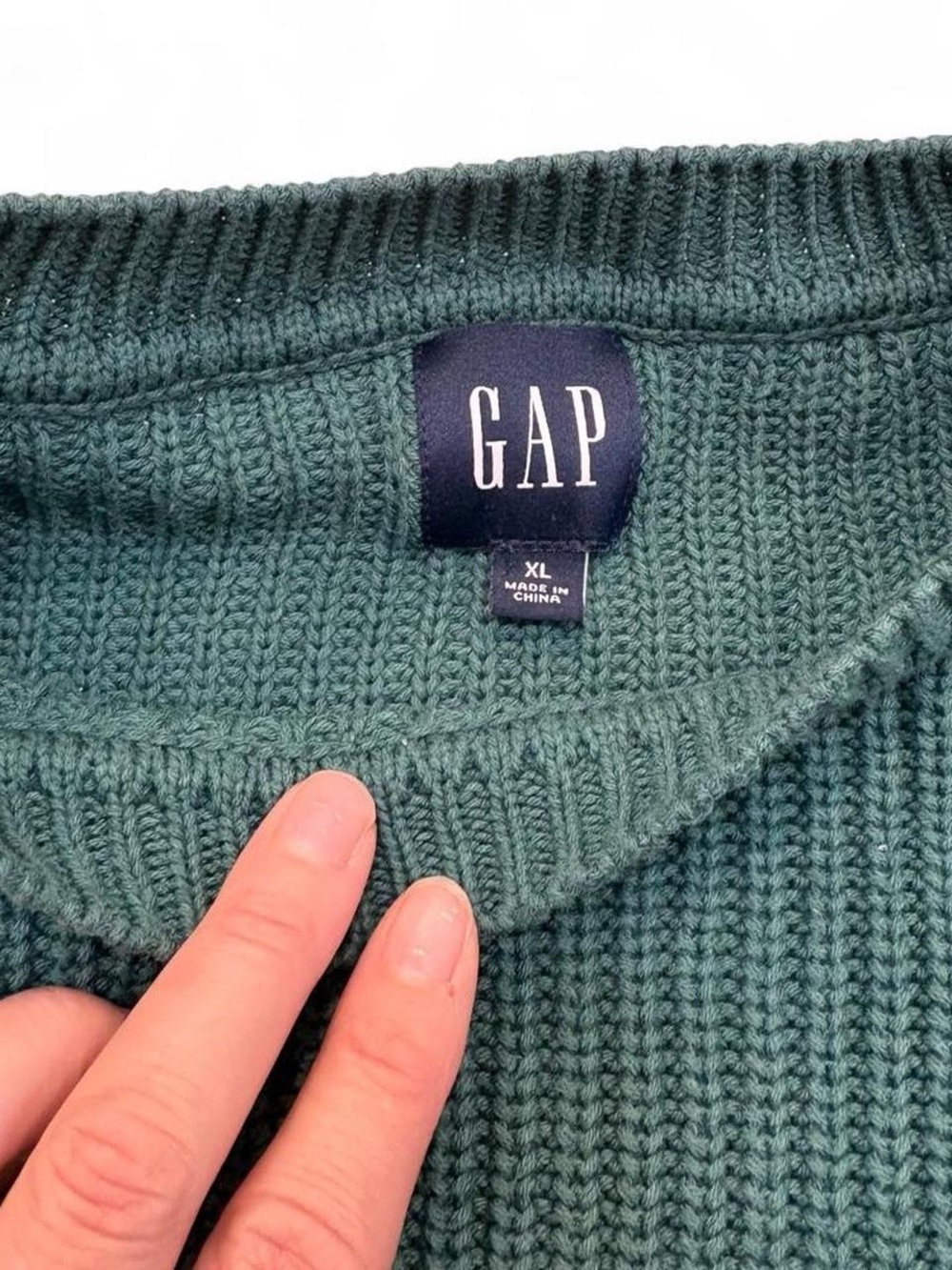GAP Women's Ribbed Crewneck Sweater in Teal